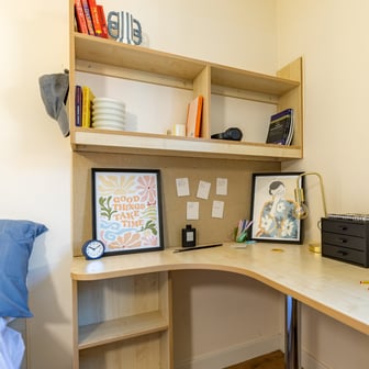 Bronze En Suite - Image 2